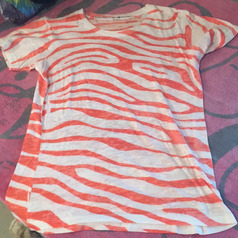 Cute orange and white tee, "Before & Again" , fits like a small/medium